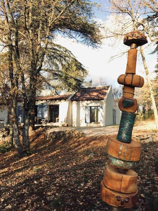 La Maison De Mado Et Sa Cabane Dans Les Arbres Plan d'Aups Eksteriør bilde